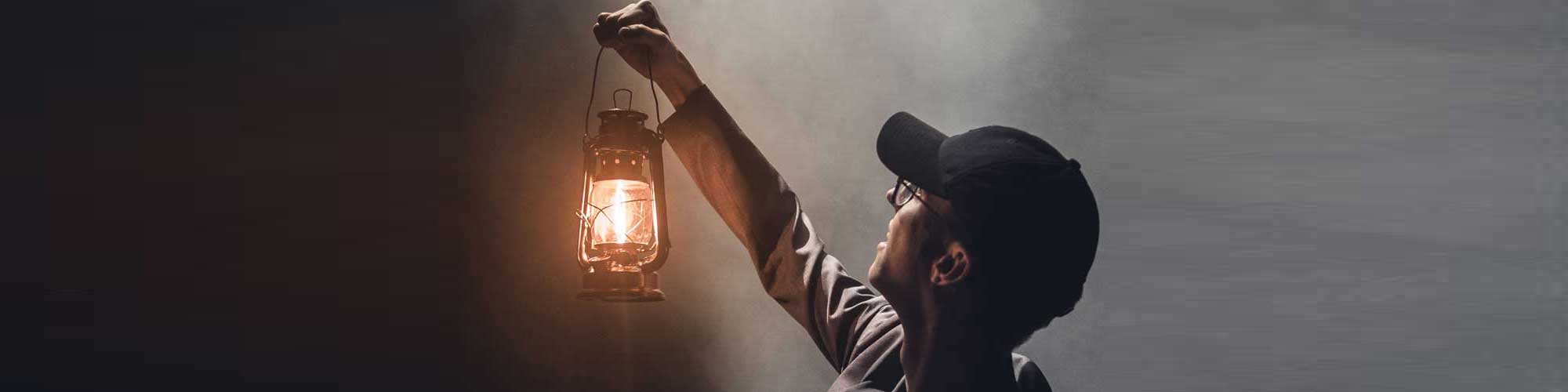 MAN-LIGHTING
